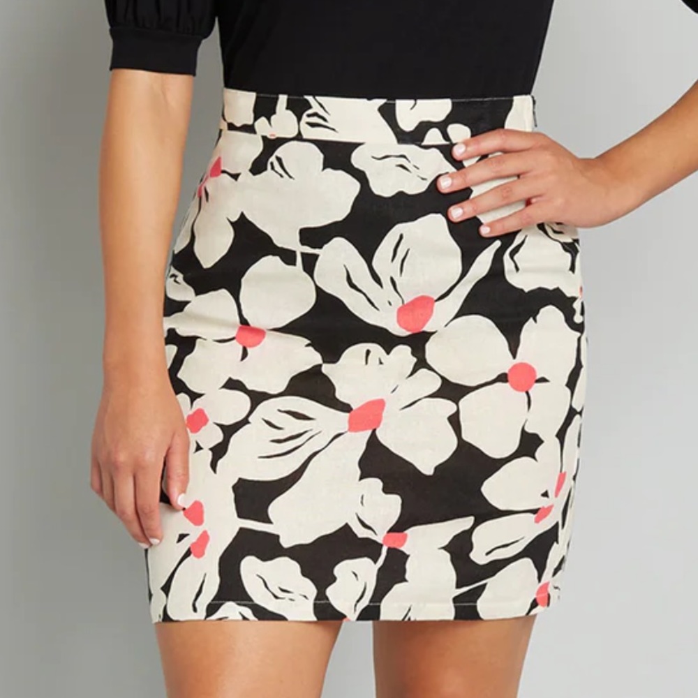 Modcloth My, How Marvelous Mini Skirt Linen Blend Black White Floral